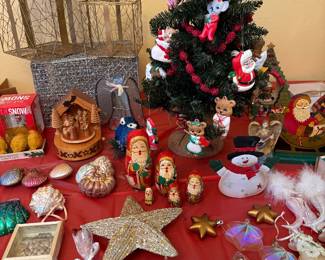 Nesting Santas, Ceramic Ornaments, Music Boxes