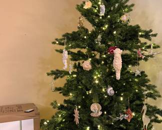 Forever Christmas Tree, Tons of Shell, Mermaids, & Seahorse Ornaments