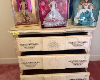 Opened chest
