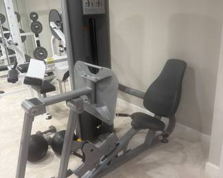 Paramount Leg press