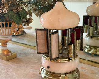 Detailed view of other lipstick/cigar holder 