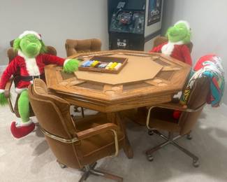 Poker table, Vintage Bear and Co Grinches