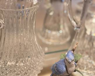 assorted crystal pieces