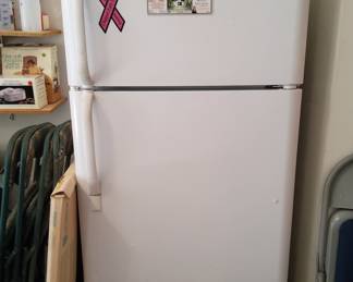 Frigidaire Refrigerator, Card Table with 4 Chairs 