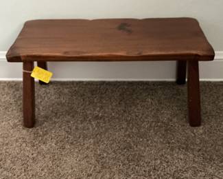 Wood bench
