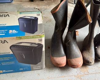 Aurora paper shredders in box with rubber rain boots