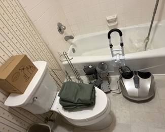 Bathroom with soaking tub, foot spa and grab bar