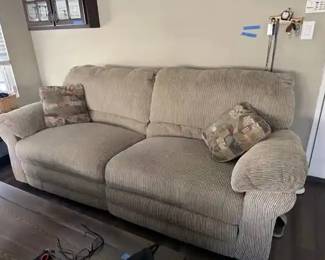 Comfortable Upholstered HerringboneWeave Sofa with Accent Pillow