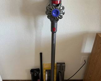 Compact Dyson V7 Animal Cordless Stick Vacuum with Attachments