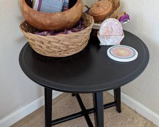 IKEA Kragsta Round Black Side Table with Decorative Baskets and Coasters
