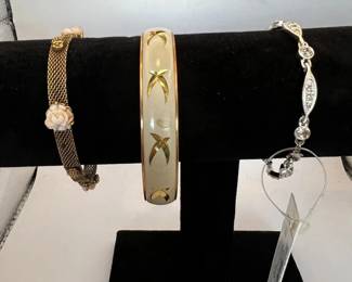Vintage Goldette Mesh Bracelet Marvella by Monet NWT Crystal Link Enamel Bangle