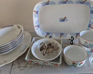 Antique Silver Swan Salt Cellars and Mixed Japanese Porcelain Lot