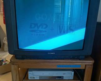 Vintage Sony Trinitron XBR CRT TV with Go.Video DVD VCR Combo and Oak Stand