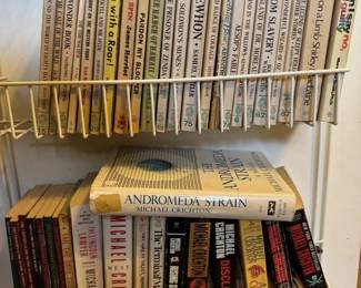 Classic Book Lot Crichton Andromeda Strain Knopf Magnum Easy Eye Herriot
