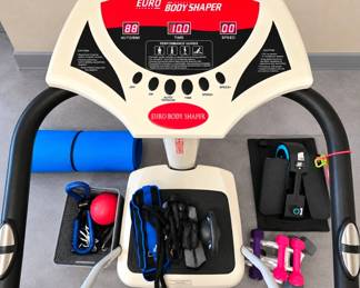 Lot 109 Exercise equipment detail