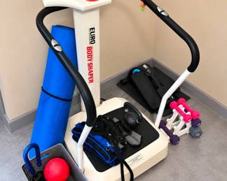 Lot 109 Exercise equipment