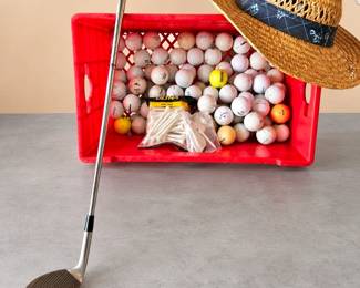 Lot 28 Golf items