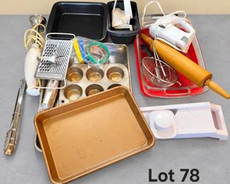 Lot 78 Assorted bakeware