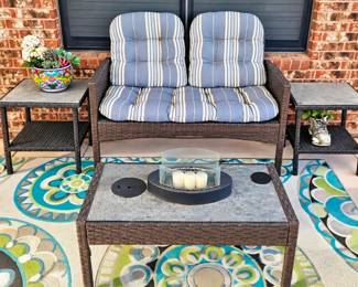 Lot 130 Four piece patio set  decor