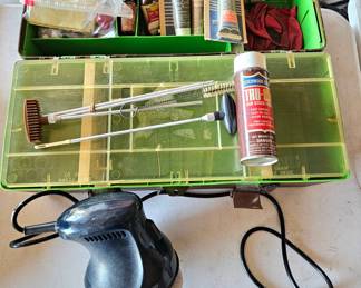 Lot 38 Assorted garage items