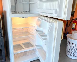 Lot 59 Refrigerator freezer detail