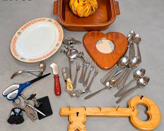 Lot 83 flatware, decor, more