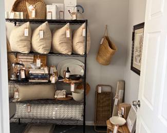 Throw pillows, Home decor items