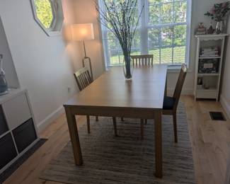 Table with Leaf