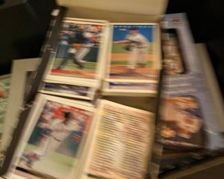 VINTAGE BASEBALL CARDS