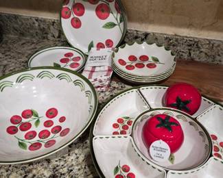 Better Homes and Gardens Tomato Entertainment Set  