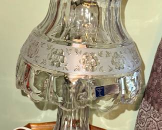 Lead crystal small lamp