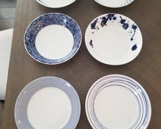 Royal Doulton dinner bowls, set of 6