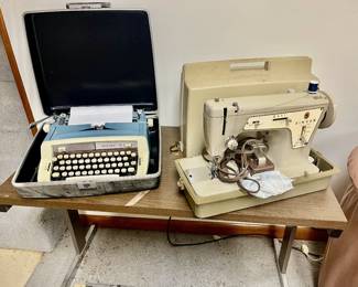 MCM Blue Royal Sabre/ Singer Model 237 Fashion Mate aka The last work horse