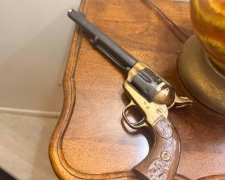 non-firing Replica of Colt SAA revolver or M1873