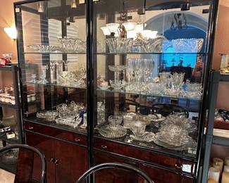 Henredon China/Display Cabinet 