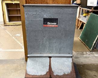 Poultry Feeder