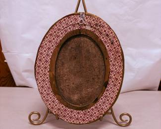 Italian Oval Frame