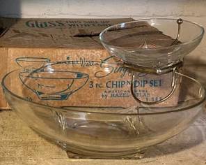 Hazel Ware glass chip and dip set and original box