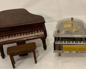Vintage grand piano music boxes
