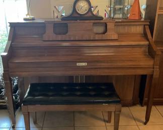 Kimball piano 57x25x43