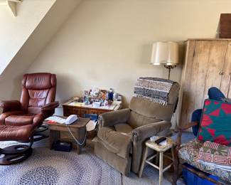 Recliners and primatives