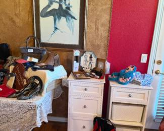 All items in this sale are individually posted for pre-offers at the following link: https://estatesalefinder.net/estate-sales/tx/fairview/fairview-gated-hoa-sale-c8b7?from=dashboard&tab=active&view=buyer