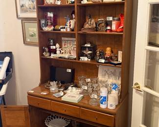 All items in this sale are individually posted for pre-offers at the following link: https://estatesalefinder.net/estate-sales/tx/fairview/fairview-gated-hoa-sale-c8b7?from=dashboard&tab=active&view=buyer