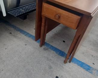 Vintage DropLeaf Gate Leg Table with Drawer