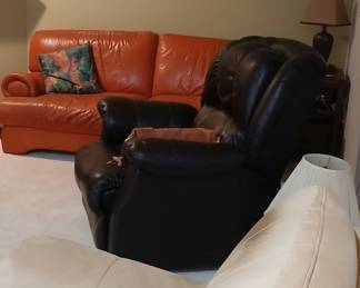 Contemporary Leather Furniture