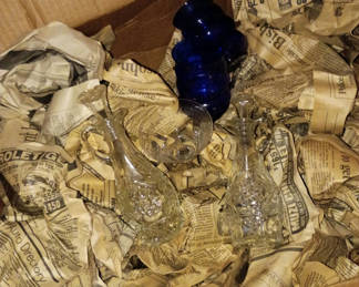 Lot 20: Mystery box of glassware 