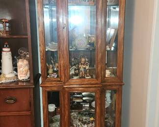 Lighted curio cabinet