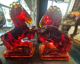 Red Amberina Rearing Horse LE Smith Book ends