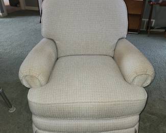 Qty 2 Recliner