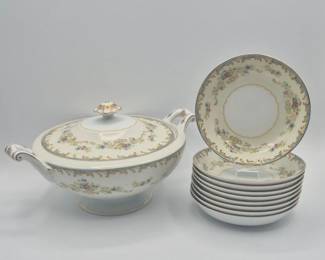 147 ImperialChinaJacquelineCoveredServingDishDessertBowlSet